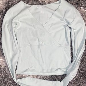 brand new, never worn, hollister long sleeve